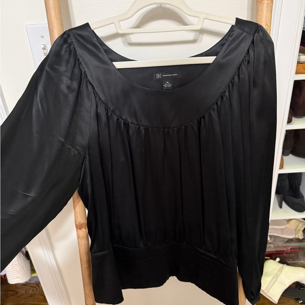 INC International Concepts Black Pleated Long Sleeve Blouse